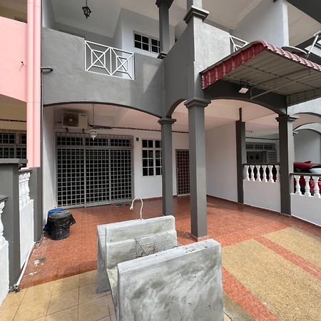Willa The Garden @ Batu 8 Jalan Pantai Port Dickson Zewnętrze zdjęcie