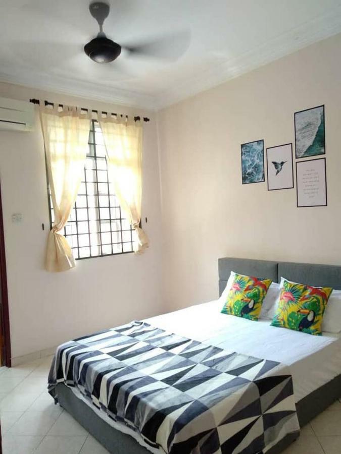 Willa The Garden @ Batu 8 Jalan Pantai Port Dickson Zewnętrze zdjęcie